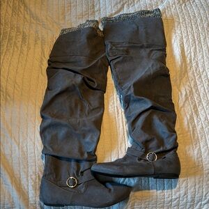 Gray Over-the-Knee Boots with Buckle Detail